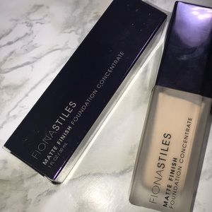 Fiona Stiles matte finish foundation concentrate